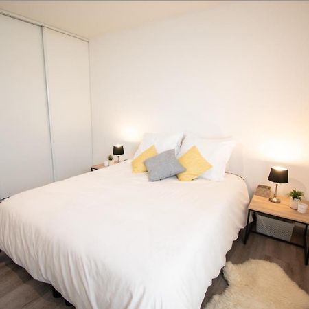 Joli Studio Tout Confort A 2 Pas De La Gare 프와시 외부 사진